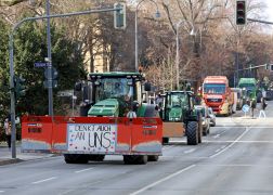 Ueber Zehn Kilometer Protestlawine Waelzte Sich Durch Jena 05